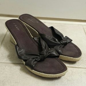 Like New Women's Brown RSVP Wedge Sandals
